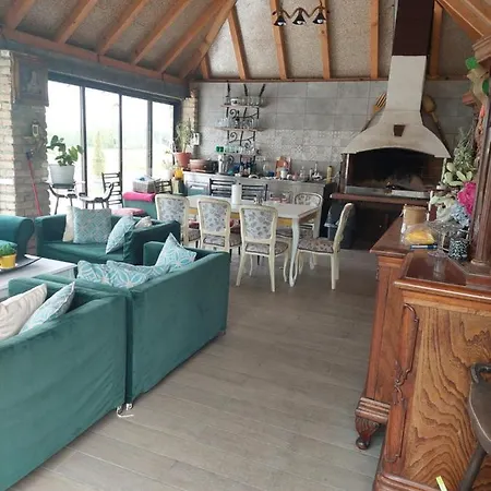 Imanje Sa Bazenom Dom wakacyjny *