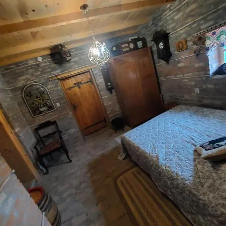 Dom wakacyjny Imanje Sa Bazenom